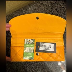 Badgley Mischka Wallet